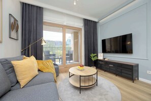 TV, studio