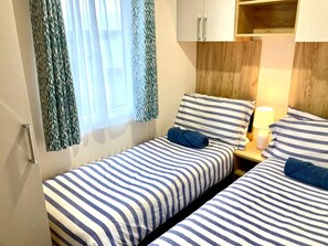 Cabin | 2 bedrooms, iron/ironing board, free WiFi, bed sheets