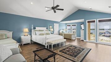 5 bedrooms, iron/ironing board, free WiFi, bed sheets