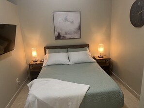 1 chambre, fer et planche à repasser, Wi-Fi, draps fournis