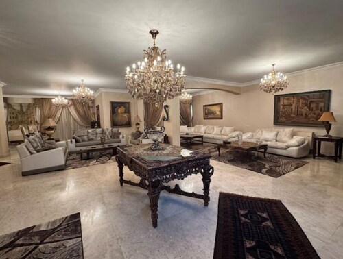 A luxury 4 floors villa pyramids view