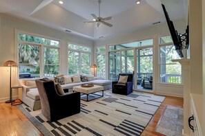 Smart TV - 6 Baynard Cove - Escape to this luxury 5-bedroom Sea Pines home! (Hilton Head Island)