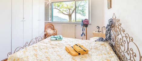 家庭別墅, 多間臥室, 2 間浴室 (Villa Maria Luisa vista mare,) | 3 間睡房、手提電腦工作空間、熨斗/熨衫板、免費 Wi-Fi