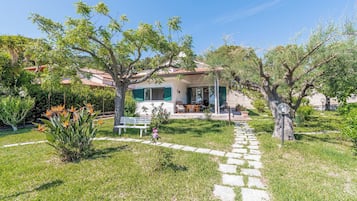 Vila Keluarga, beberapa kamar, 2 kamar mandi (Villa Maria Luisa vista mare,) | Eksterior