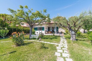 Biệt thự dành cho gia đình, nhiều phòng ngủ, 2 phòng tắm (Villa Maria Luisa vista mare,) | Ngoại thất