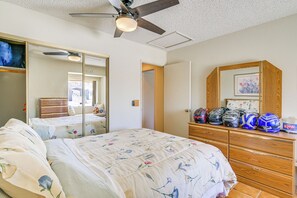 House (3 Bedrooms) | Interior - Bullhead City Home w/ Views, Close to Lake Mohave! (Golden Valley)
