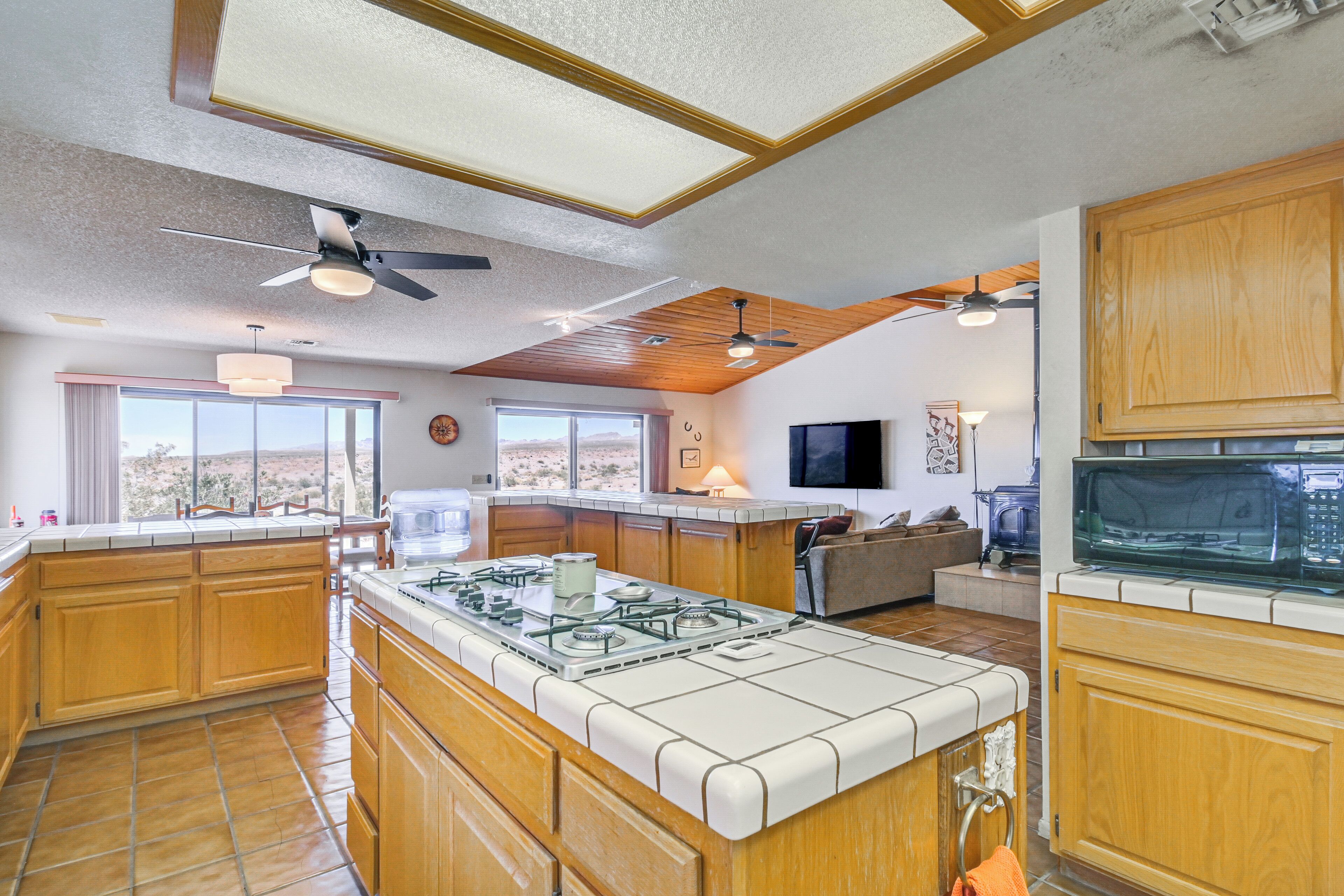 Ev (3 Bedrooms) | İç mekân