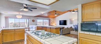 Bullhead City Home w/ Views, Close to Lake Mohave!