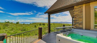 Exciting Garden City Gem w/ Home Theater & Hot Tub