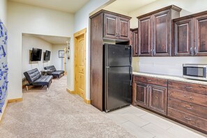 House (Multiple Bedrooms) | Interior