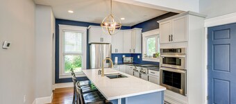 Pet-friendly Lancaster Home 13 Mi to Dtwn Buffalo