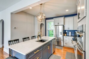 House (3 Bedrooms) | Interior - Pet-friendly Lancaster Home 13 Mi to Dtwn Buffalo (Lancaster)