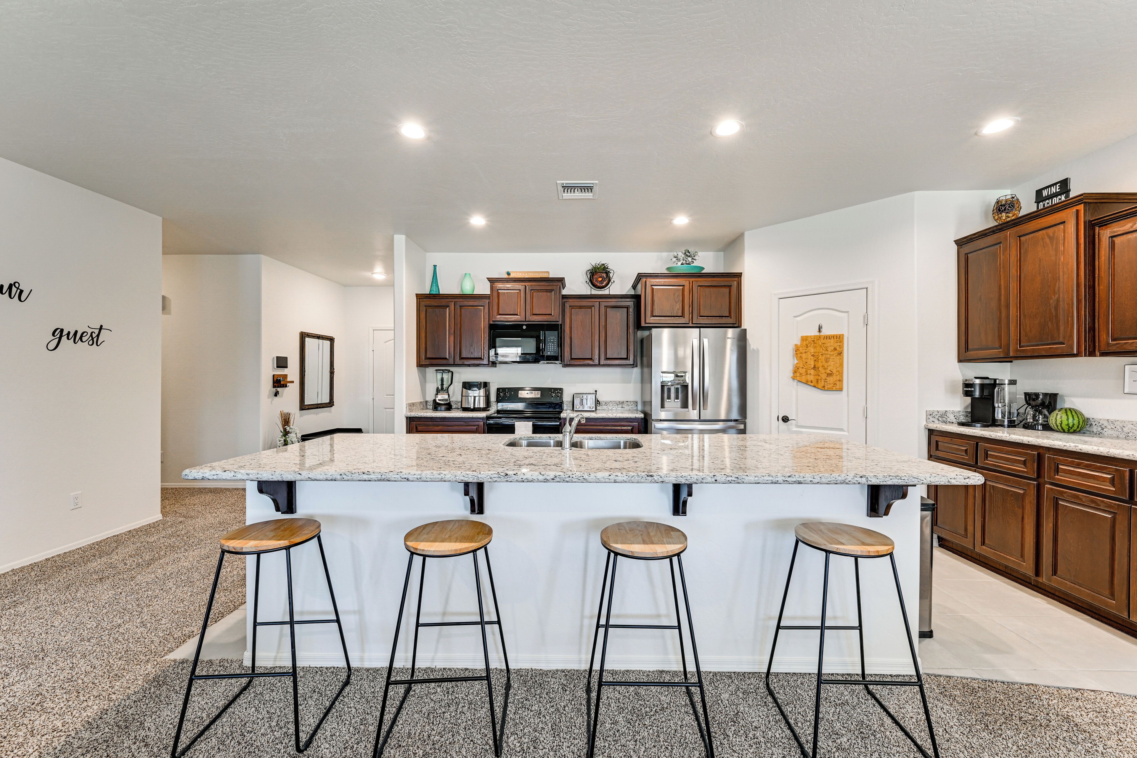 House (4 Bedrooms) | Interior