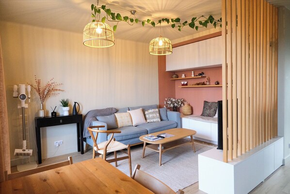 Smart TV - Beautiful new apartment for 4 people. Wifi, air conditioning, parking, balcony (Aix-en-Provence)