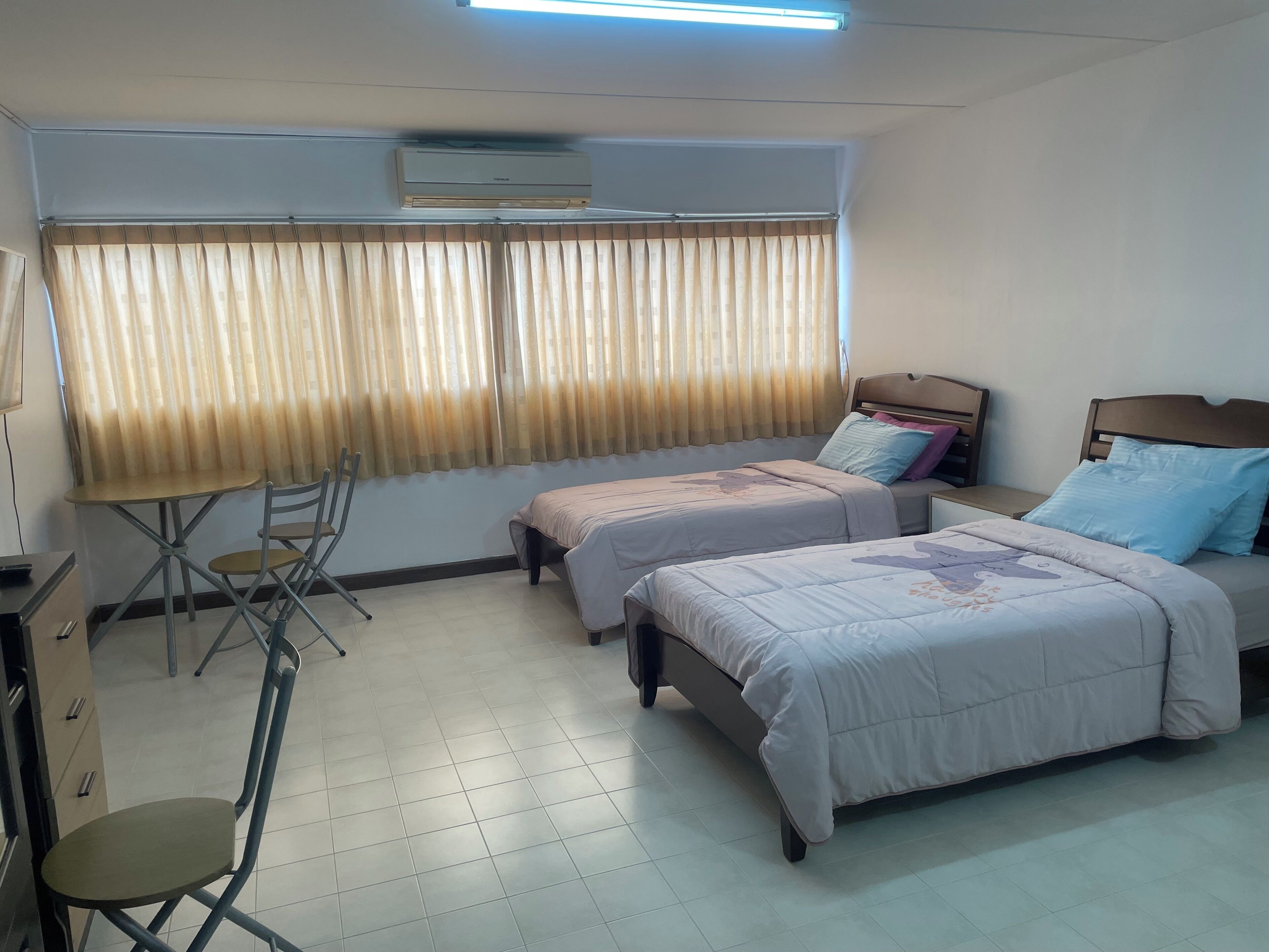 Twin Bed