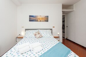 Casa, vista para o jardim | 2 quartos, ferros/tábuas de passar roupa, Wi-Fi de cortesia