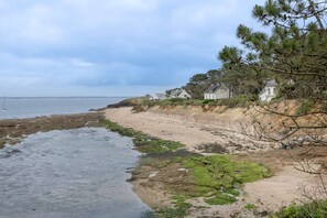 Beach nearby - House for 8 - Heated pool - 100m from the beach (Piriac-sur-Mer)