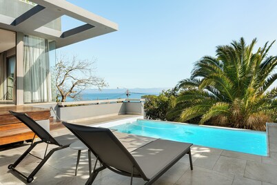Camps Bay Ocean View Villa with Pool
