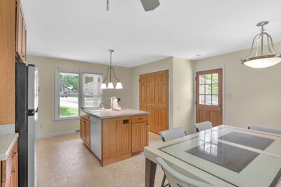 Quiet Cul-de-Sac Escape in Heart of Charlotte