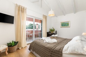 4 Schlafzimmer, Bügeleisen/Bügelbrett, WLAN, Bettwäsche