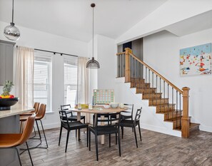 Dining - Destin Oasis Coastal Hideaway With Backyard Fun 4 Bedroom Home (Destin)