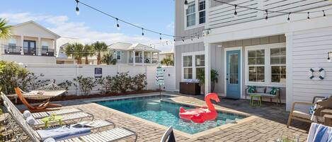 House, 4 Bedrooms | Pool