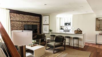 Suite Studio Exécutive, 1 trÚs grand lit, balcon | Cuisine privée