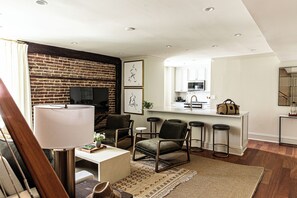 Executive-Studiosuite, 1 King-Bett, Balkon | Eigene Küche