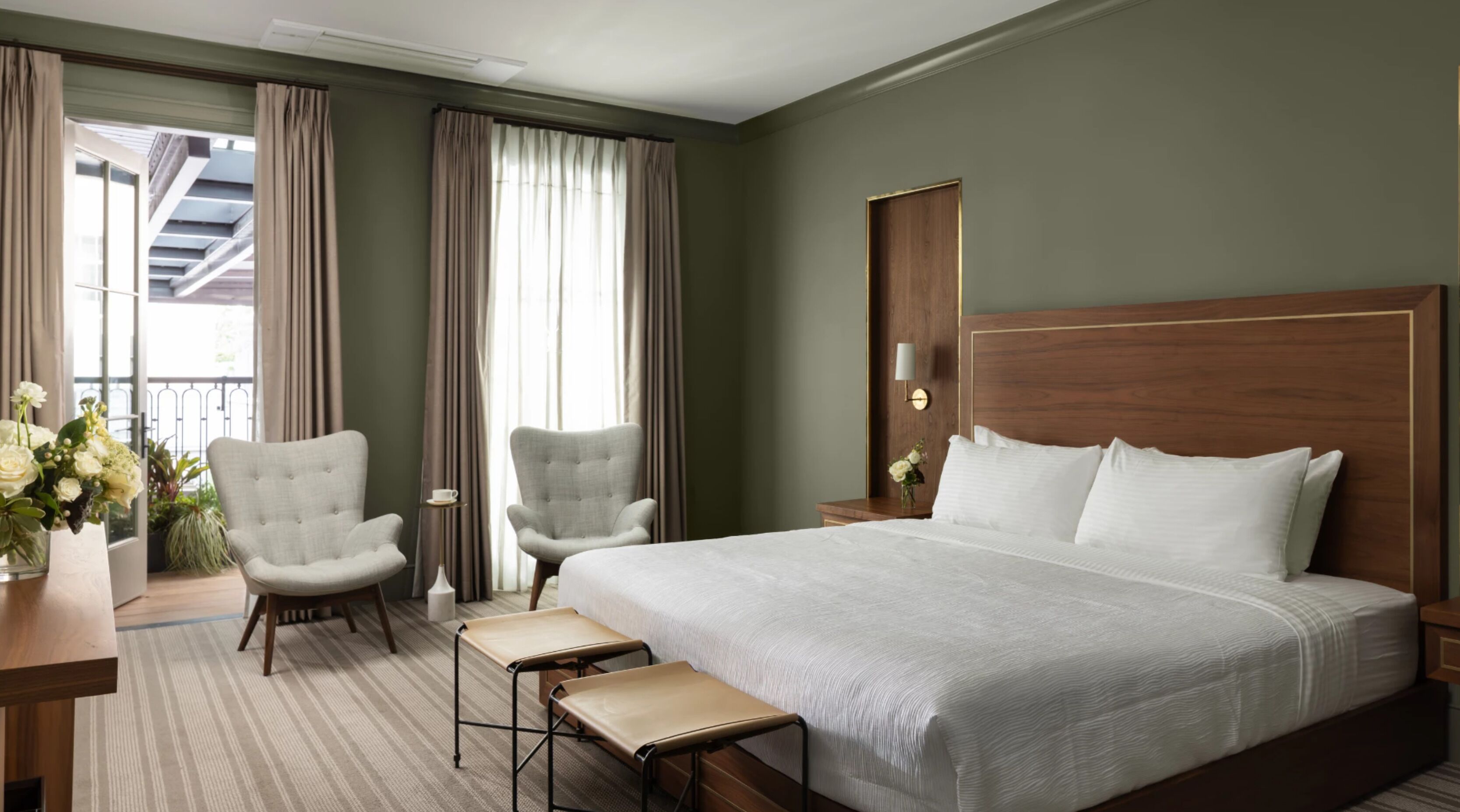 Smart TV de 55 pulgadas con canales por cable y impresora 