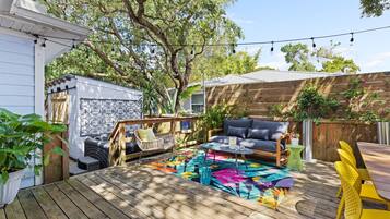 House, 4 Bedrooms | Property grounds