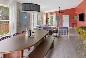 Casa, 4 habitaciones | Restaurantes