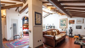 Living area - Florence Charme by Mmega (Florence)