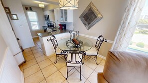 Dining - Poolside Villas 308 2 Bedroom Condo by RedAwning (Destin)