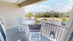 Condo, 2 Bedrooms | Property grounds