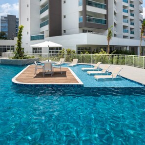 Indoor pool, outdoor pool - Modern apartment in the best location in SP! In a fantastic condominium! (Pinheiros São Paulo)