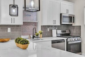 Coffee/tea maker, microwave, oven, dishwasher