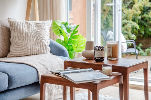 Interior - Charming 4BR River Thames & Tate Britain (London)