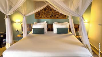Deluxe Double Room, Garden View | In-room safe, desk, blackout drapes, soundproofing