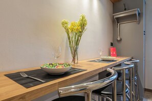 Apartment | Private kitchen | Electric kettle - Casa Thermignon by Wonderful Italy (Turin)