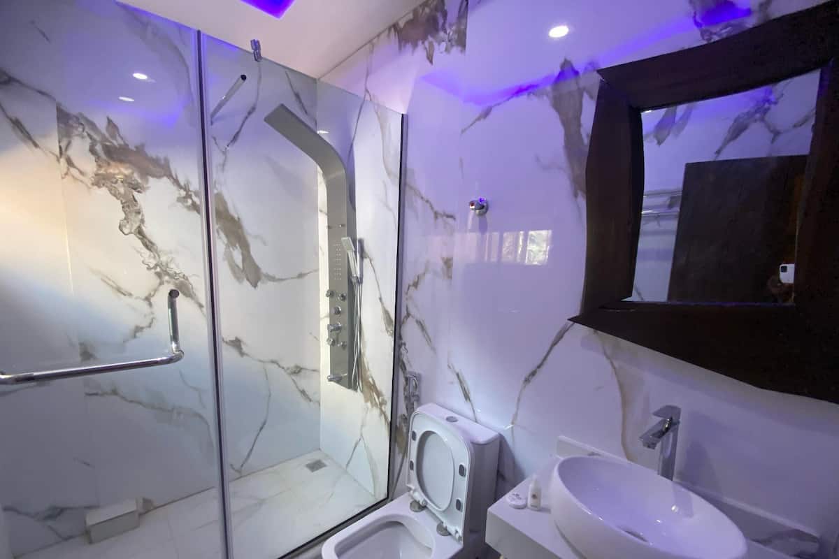 Comfort Single Room | Bathroom