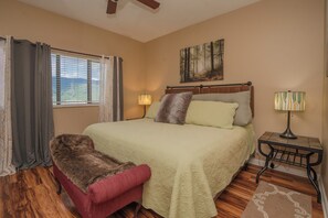 2 bedrooms, iron/ironing board, WiFi (free), bed sheets