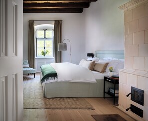 高档床上用品、记忆海绵床垫、特色装修、特色家居