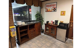 Café da manhã continental grátis todos os dias