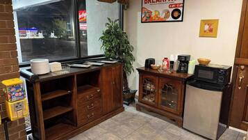 Petit déjeuner continental compris tous les jours