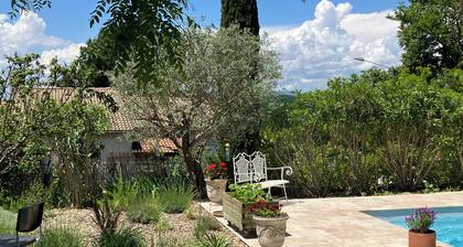 DROME: Single-storey house