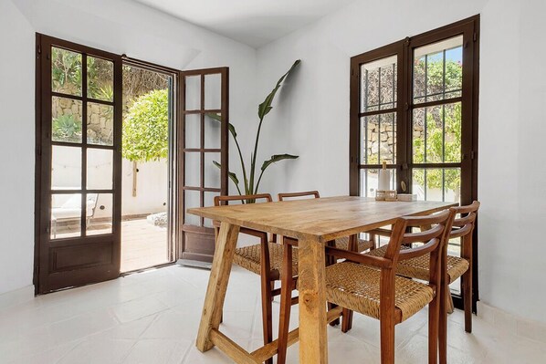 Dining - El naranjal house (Marbella)
