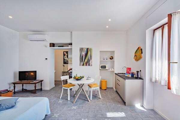 Yellow Suite Sul Lungomare Di Recco By Wonderful Italy - Recco