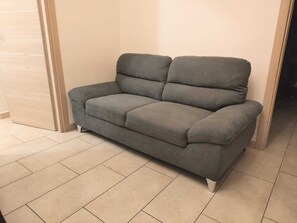 TV - At AnRi's house (Torino)