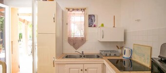 2 Bedroom Private vacation home in Canale-di-Verde