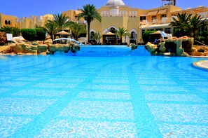 Indoor pool, 2 outdoor pools - HOTEL JOYA PARADISE & SPA  (Djerba Midun)